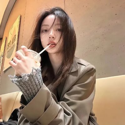 中间的房子